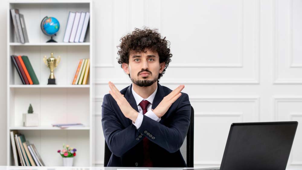 How Hackers Deceive You With Fake Job Offers: Identifying and avoiding Employment Scams