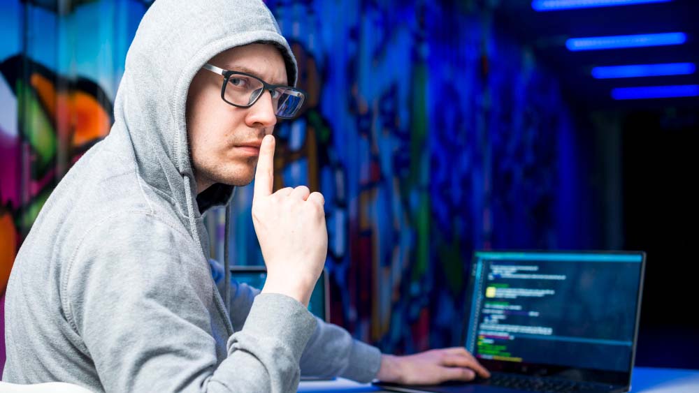 How Hackers Exploit Software Vulnerabilities: A Complete Guide